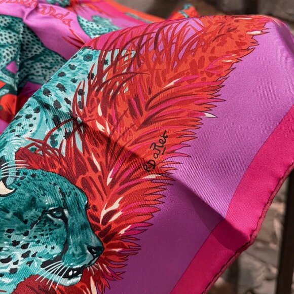 Hermès Purple Magenta "Guépards" 90cm Silk Square Scarf - Picture 4 of 11